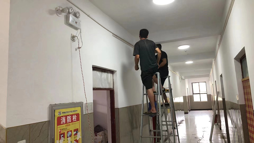 邯郸中学成功部署我司200余台AI校园防霸凌产品,筑牢安全防线